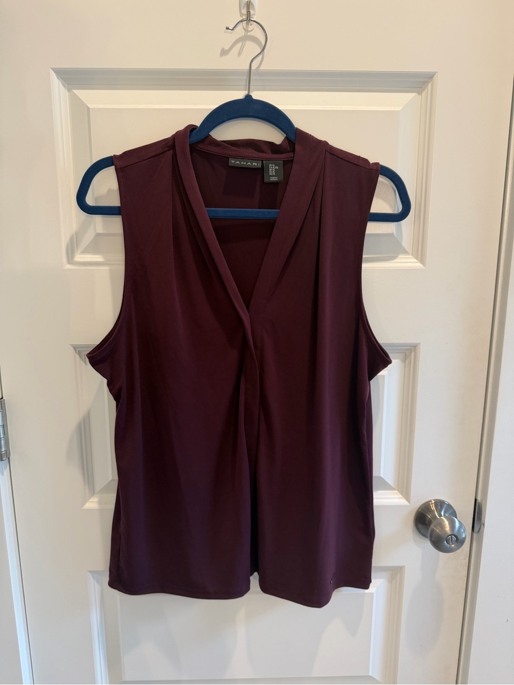 Women’s Sleeveless Maroon Blouse